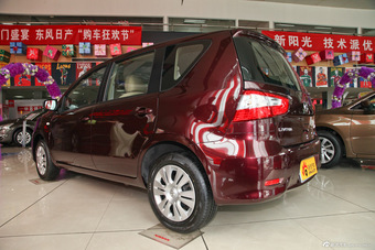 2013款骊威1.6XE CVT舒适版