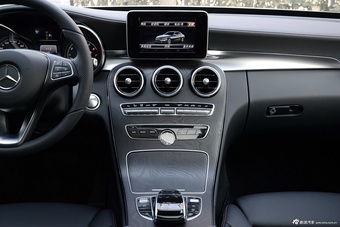 2015款奔驰C级C200L 2.0T自动运动版
