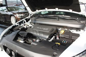 2014款自由光2.4L自动精锐版