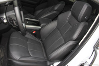 2016款揽胜极光2.0T自动SE PLUS 智享版