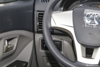 2014款北汽威旺M20 1.5L手动标准型