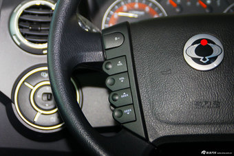 2014款新爱腾2.3L两驱自动舒适汽油版到店实拍