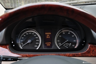 2014款唯雅诺3.5L卓越版