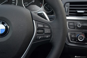 2016款宝马3系GT 328i 2.0T自动设计套装型