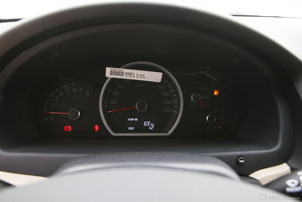 2013款狮跑 2.0L手动两驱GL