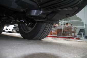 2015款汉兰达2.0T自动四驱豪华导航版7座