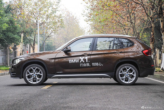 2014款宝马X1 xDrive20i X设计套装