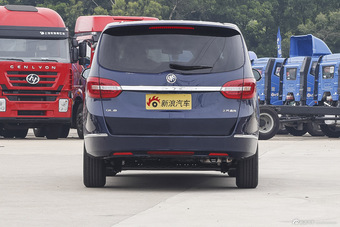 2015款GL8商务车2.4L自动豪华商务尊享版