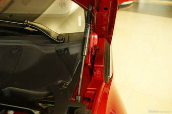 2011款揽胜极光2.0T