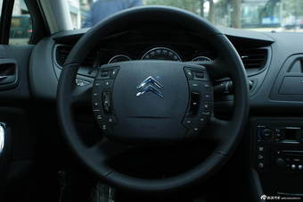 2012款东风雪铁龙C5