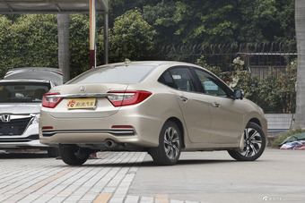 2016款凌派1.8L自动领先版