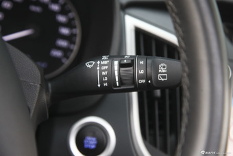 2015款ix25 2.0L 自动四驱尊贵型