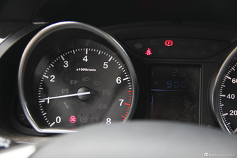 2015款众泰T600 2.0T自动尊贵型