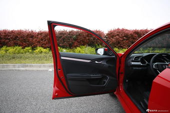 2016款思域1.5T手动220TURBO豪华型