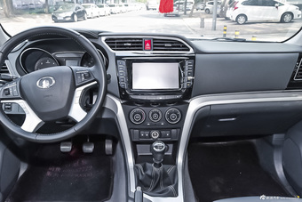 2014款风骏6 2.0T手动两驱领航型4D20B