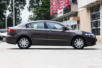 2016款观致3三厢1.6L手动致享型