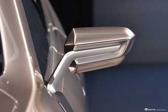 斯巴鲁发布全新7座SUV 庞然大物！