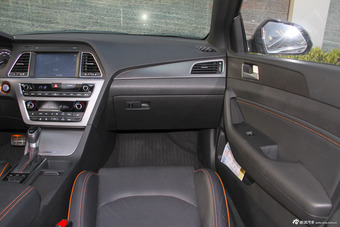 2015款索纳塔九 1.6T自动 GLX领先型