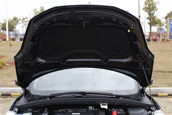 2015款东风风神L60 1.6L 手动新享型