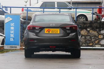 2016款马自达3昂克赛拉1.5L自动三厢舒适型