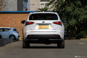 2015款雷克萨斯NX 300h全驱锋致版