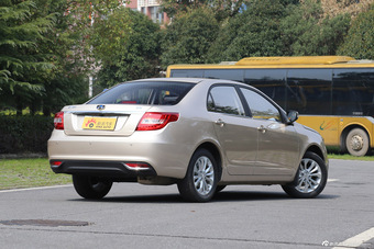 2016款吉利远景1.5L自动幸福版