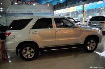 2012款奥轩G5 2.0L手动精英版两驱