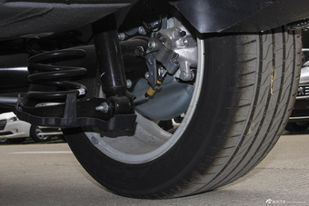 2015款东风标致3008 2.0L自动经典型