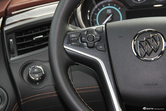 2013款君越2.4L SIDI自动精英舒适型