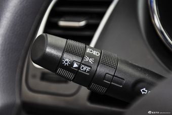 2016款北汽幻速S2 1.5L手动舒适型国V