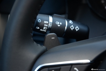 2016款捷豹XF 3.0T自动两驱风华版