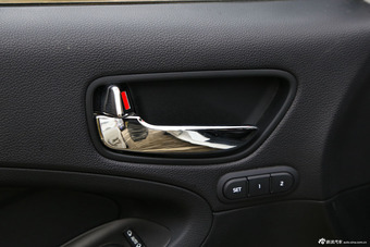 2015款起亚K3 1.6L自动Premium