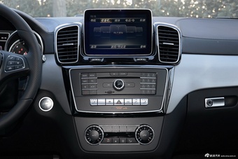 2015款奔驰GLE级 320 3.0T自动运动SUV