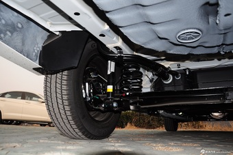 2015款绅宝D20三厢1.3L手动乐活版