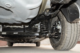 2016款宝骏630 1.5L手动标准型