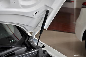 2014款MG6 1.8L掀背自动驾值版