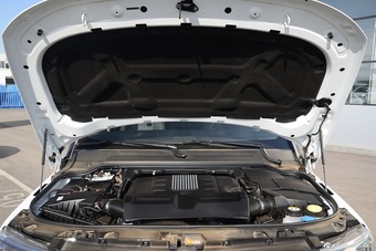 2016款第四代发现3.0T自动V6 SC HSE