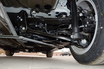 宝马2系旅行车220i 2.0T自动豪华设计套装