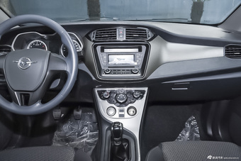 2016款海马M3 1.5L手动舒适型