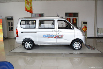 2014款五菱荣光1.2LS标准型