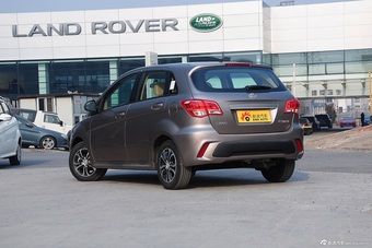 2015款绅宝D20自动两厢1.5L自动乐天版