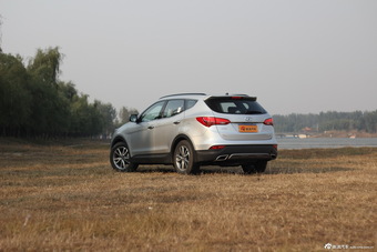 2013款全新胜达2.0T自动四驱TOP 7座