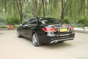 2014款奔驰E 300L运动轿车