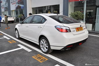 2014款MG6 1.8T掀背自动豪华版