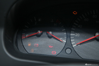 2011款金杯海狮2.0L豪华型