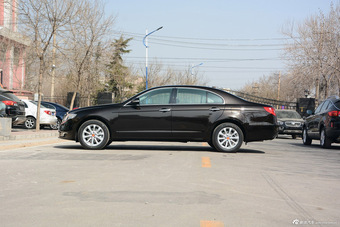 2015款红旗H7 1.8T自动豪华型