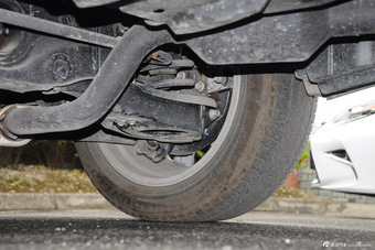 2016款雷克萨斯RX 3.5L自动450h四驱尊贵版