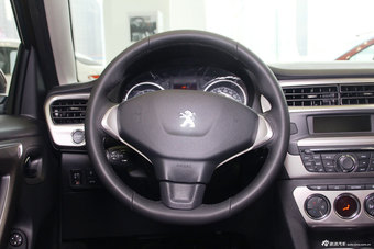 2013款标致301 1.6L自动尊贵版到店实拍