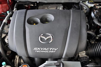 2013款马自达CX-5 2.0L自动四驱尊贵型