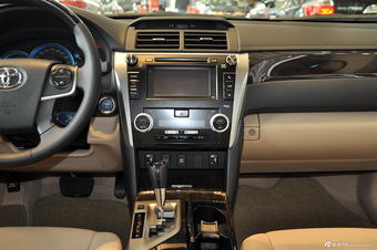 2012款凯美瑞尊瑞混动2.5HG豪华版